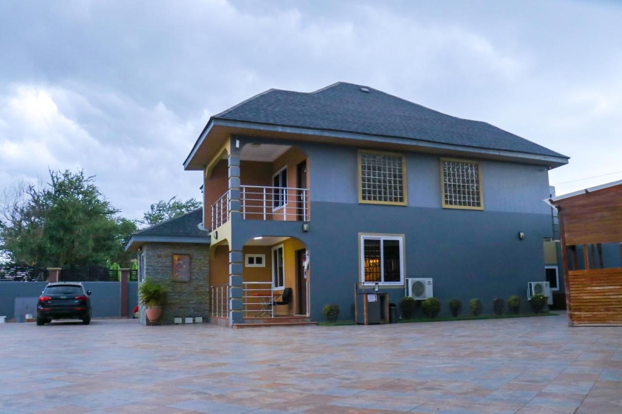 Bays Lodge, Accra Exteriör bild