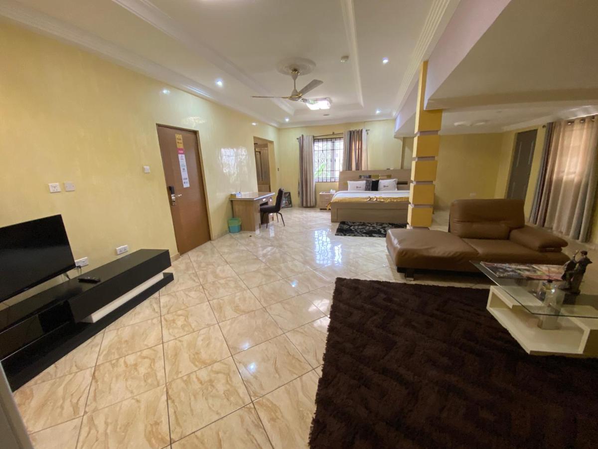 Bays Lodge, Accra Exteriör bild