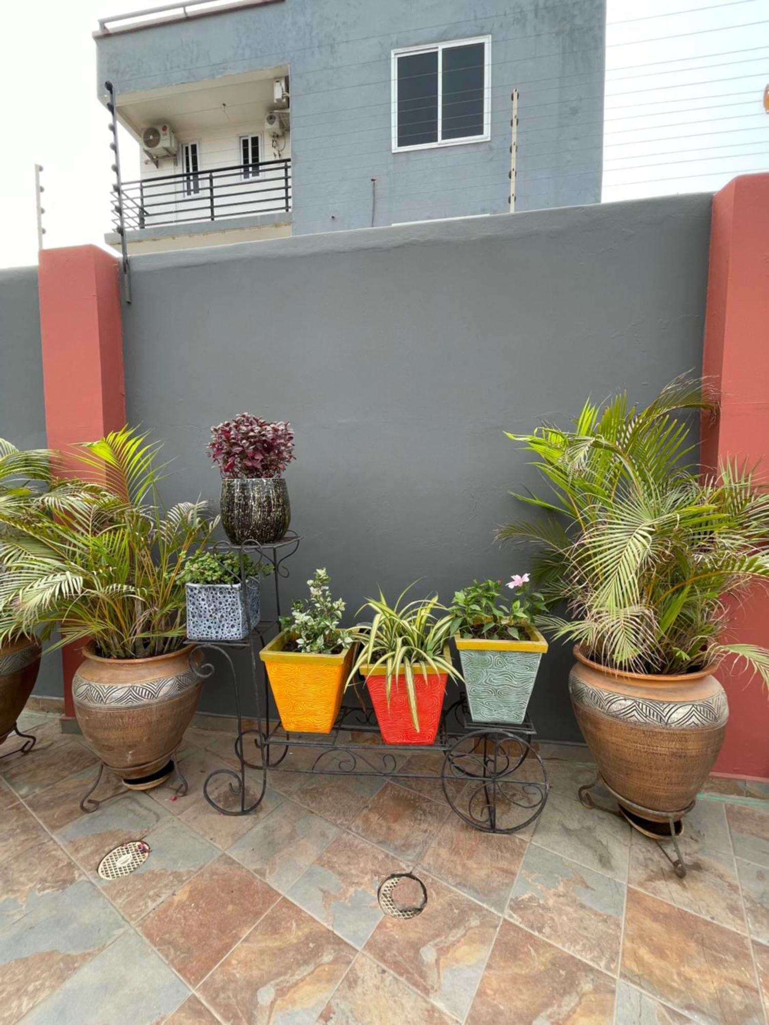 Bays Lodge, Accra Exteriör bild